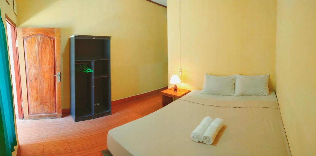 Kuta Garden Homestay Экстерьер фото